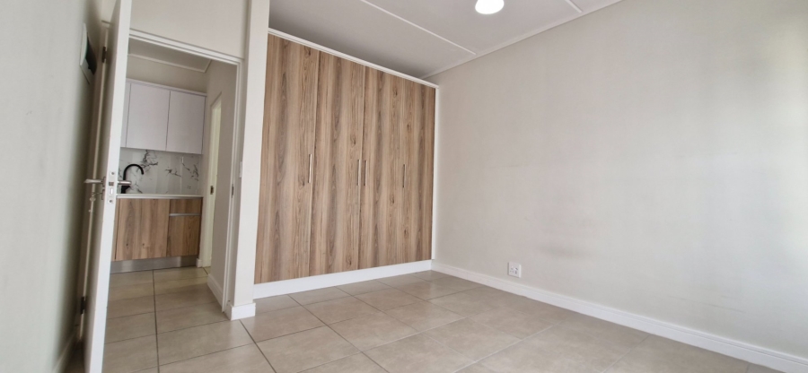 1 Bedroom Property for Sale in Sandown Western Cape